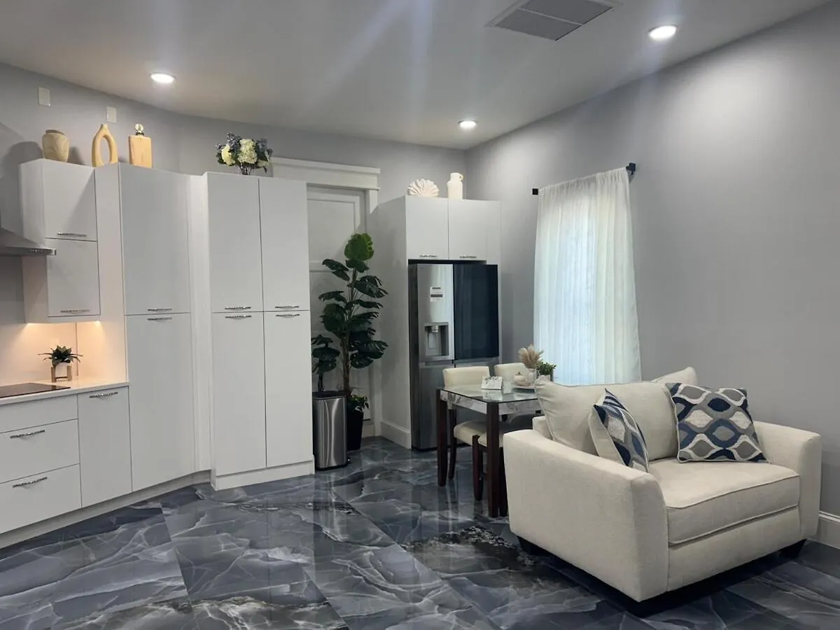 Serene Holiday home Naples