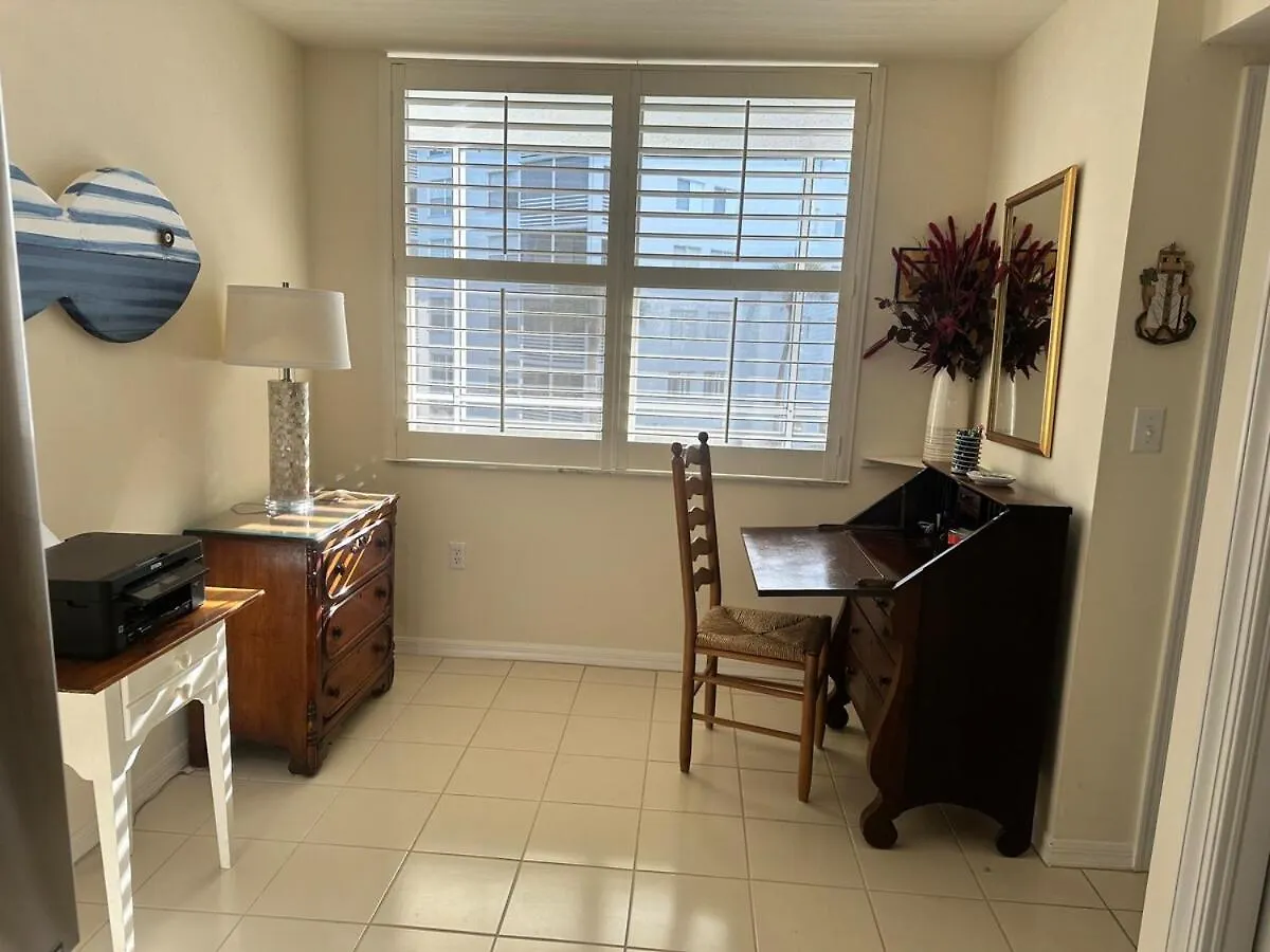 Sunset Haven In Apartment *