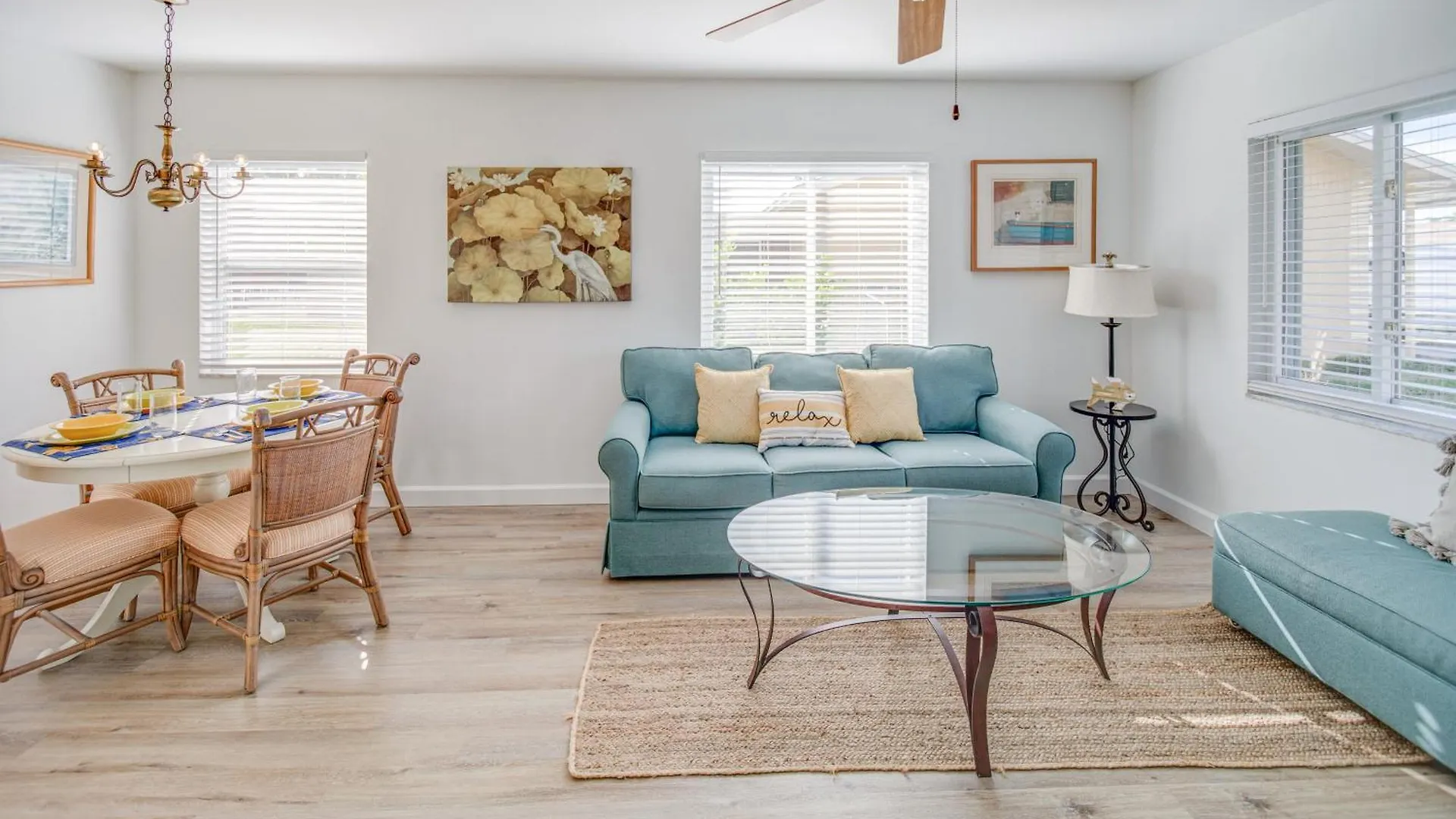 Апартаменты Cozy And Bright Abode With Community Amenities!