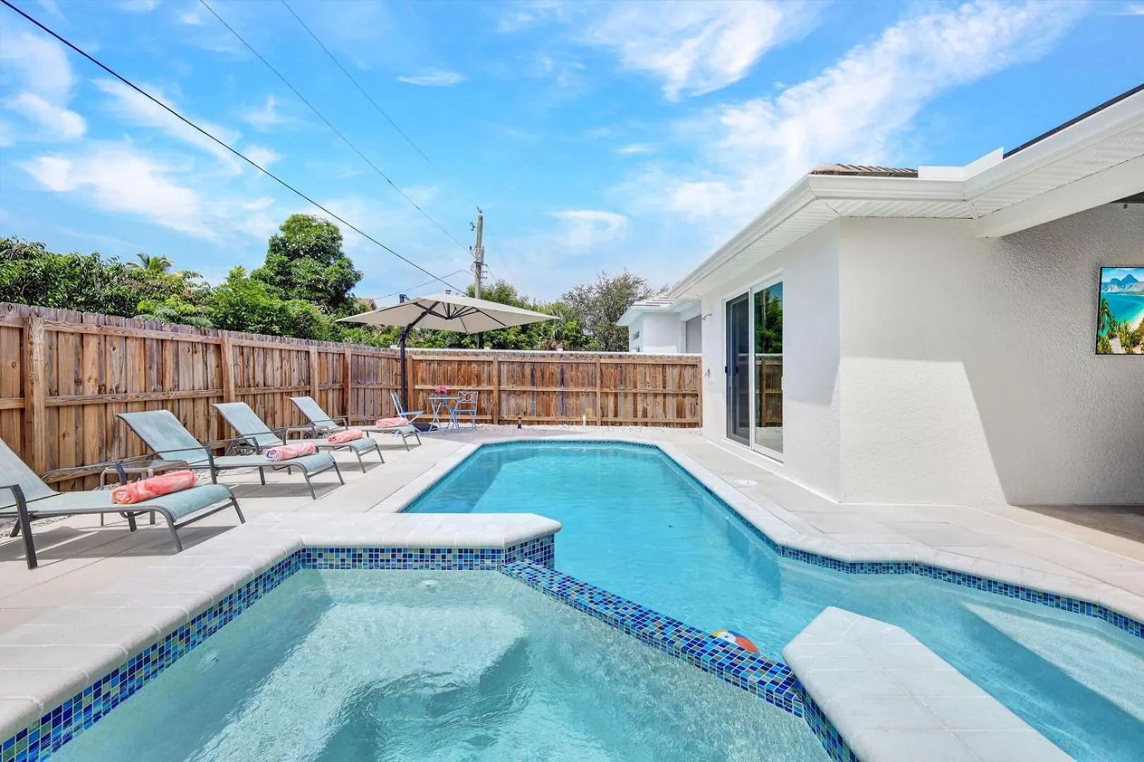 Holiday home Starfish Wishes! - Less Than 1 Mile To - Salt Water Pool - Walk To The Beach! Naples