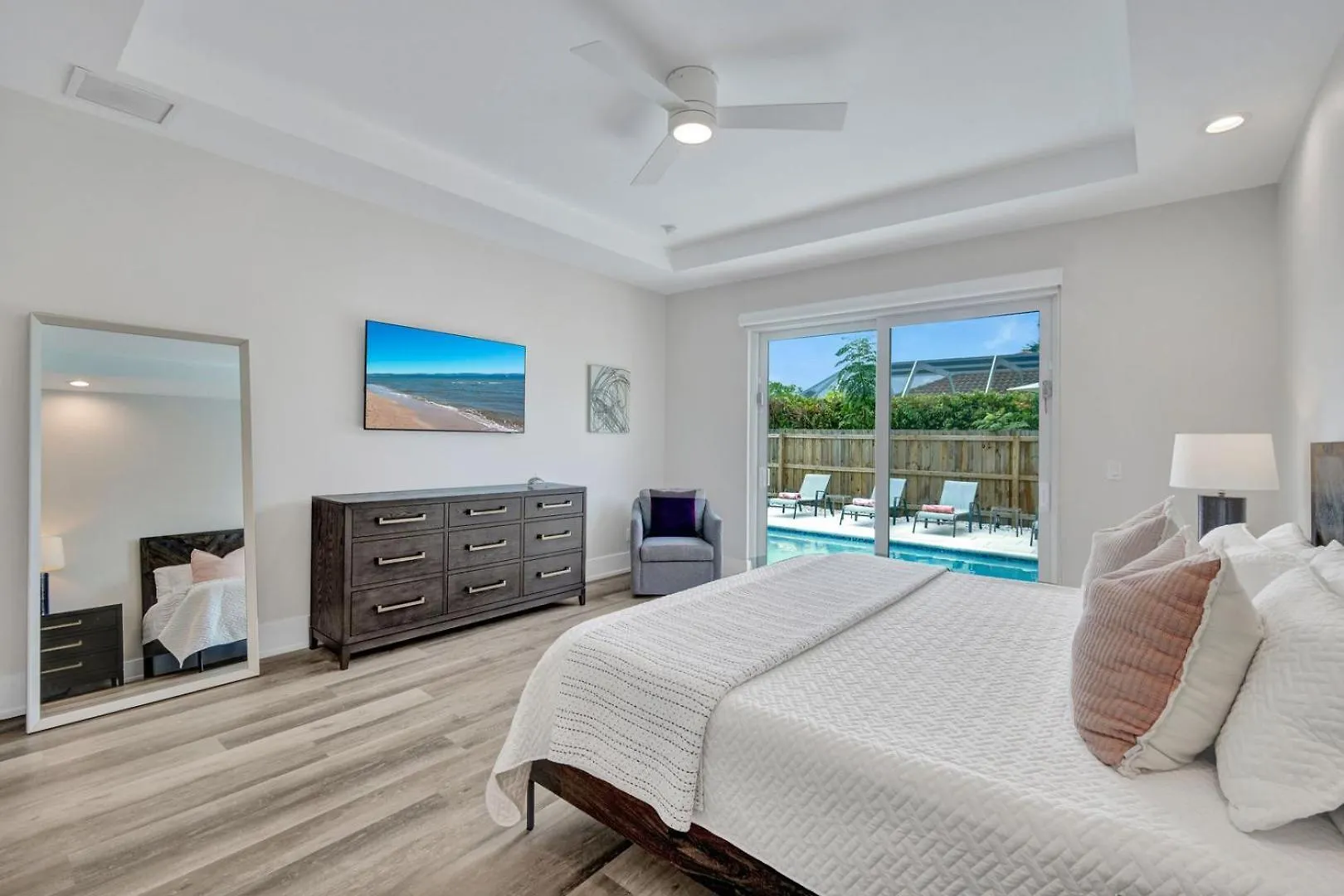 Holiday home Starfish Wishes! - Less Than 1 Mile To - Salt Water Pool - Walk To The Beach! *