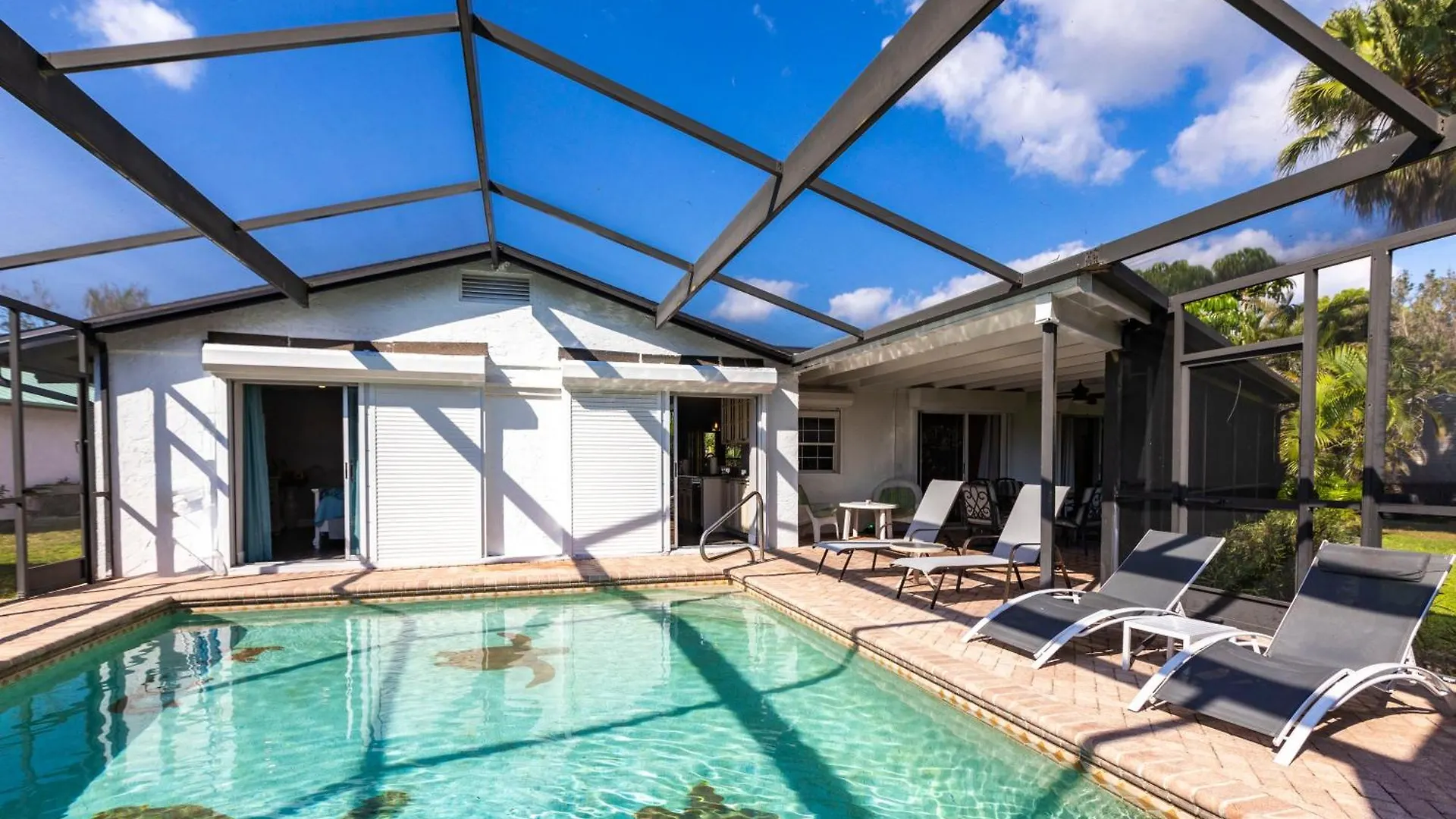 Renovated With Seasonally Heated Pool *