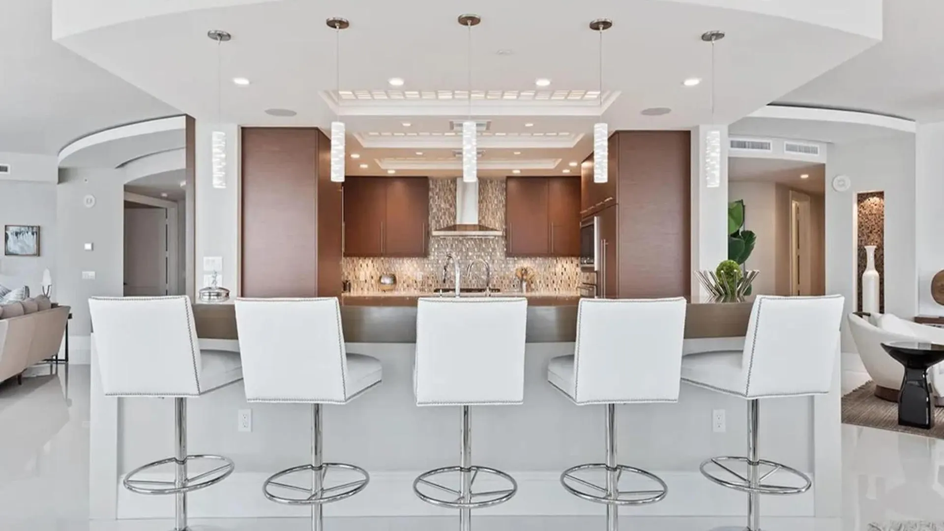 Apartment Waterfront With Marina Views *
