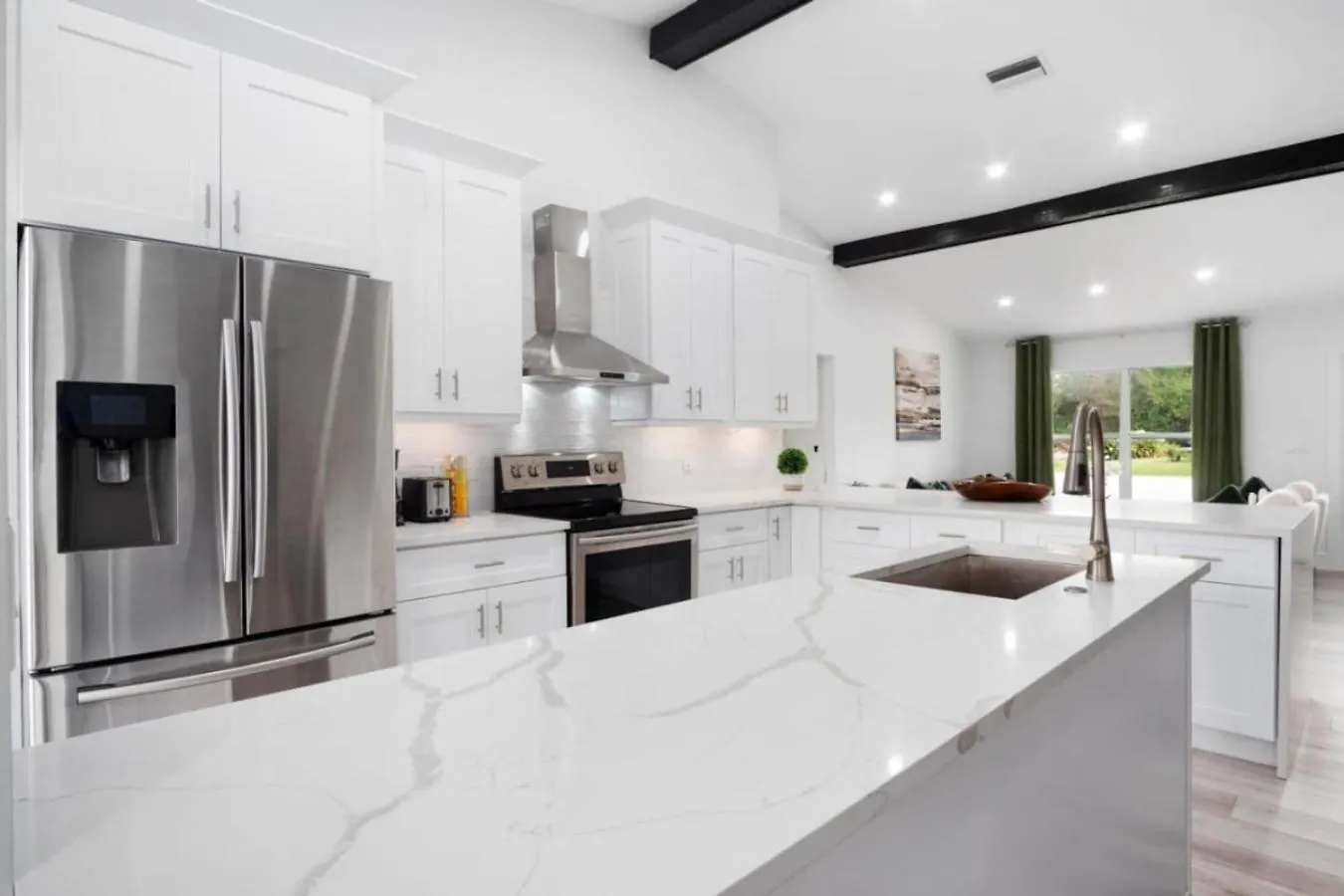 Modern Comfort In Naples, Close To Everything *