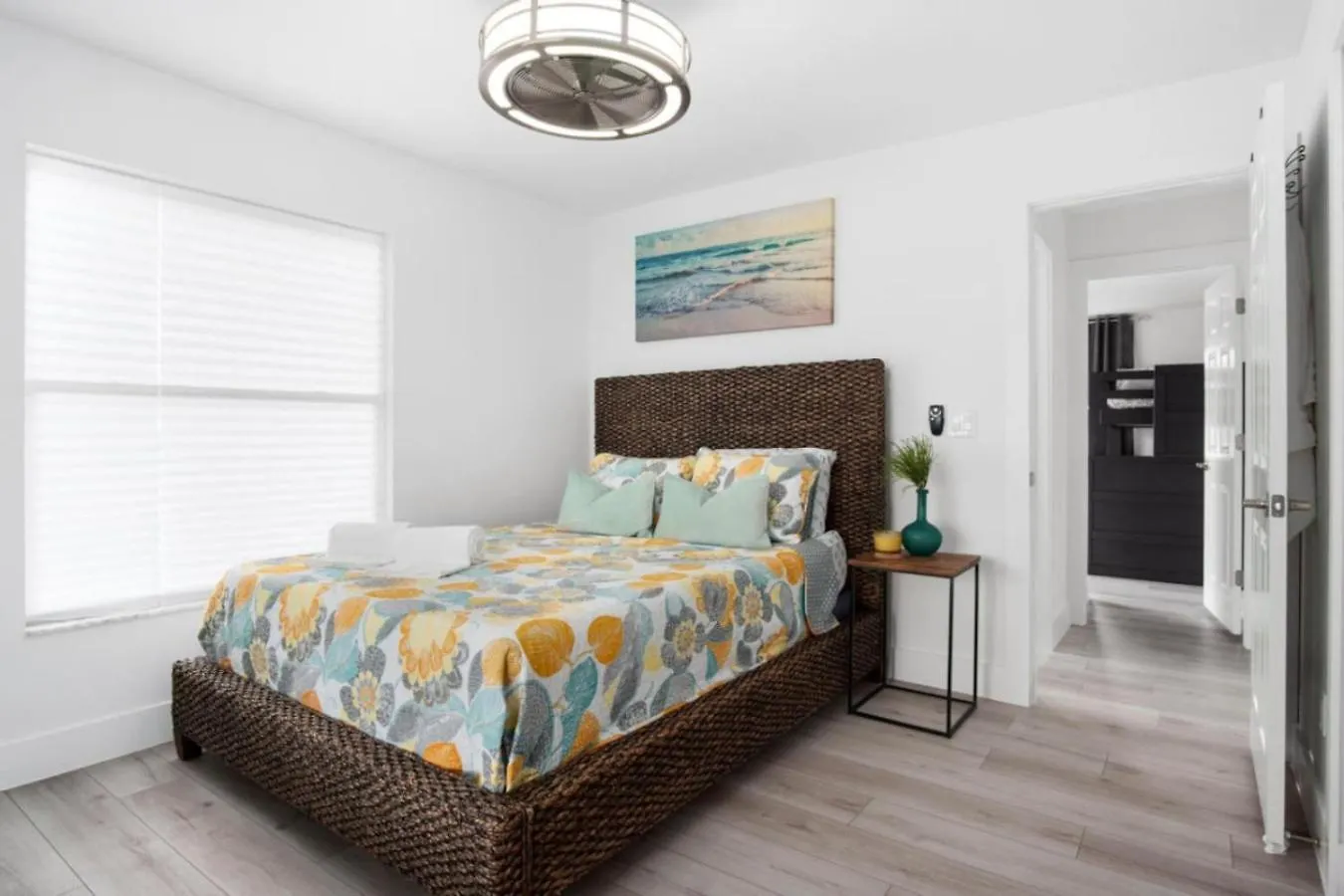 Modern Comfort In Naples, Close To Everything