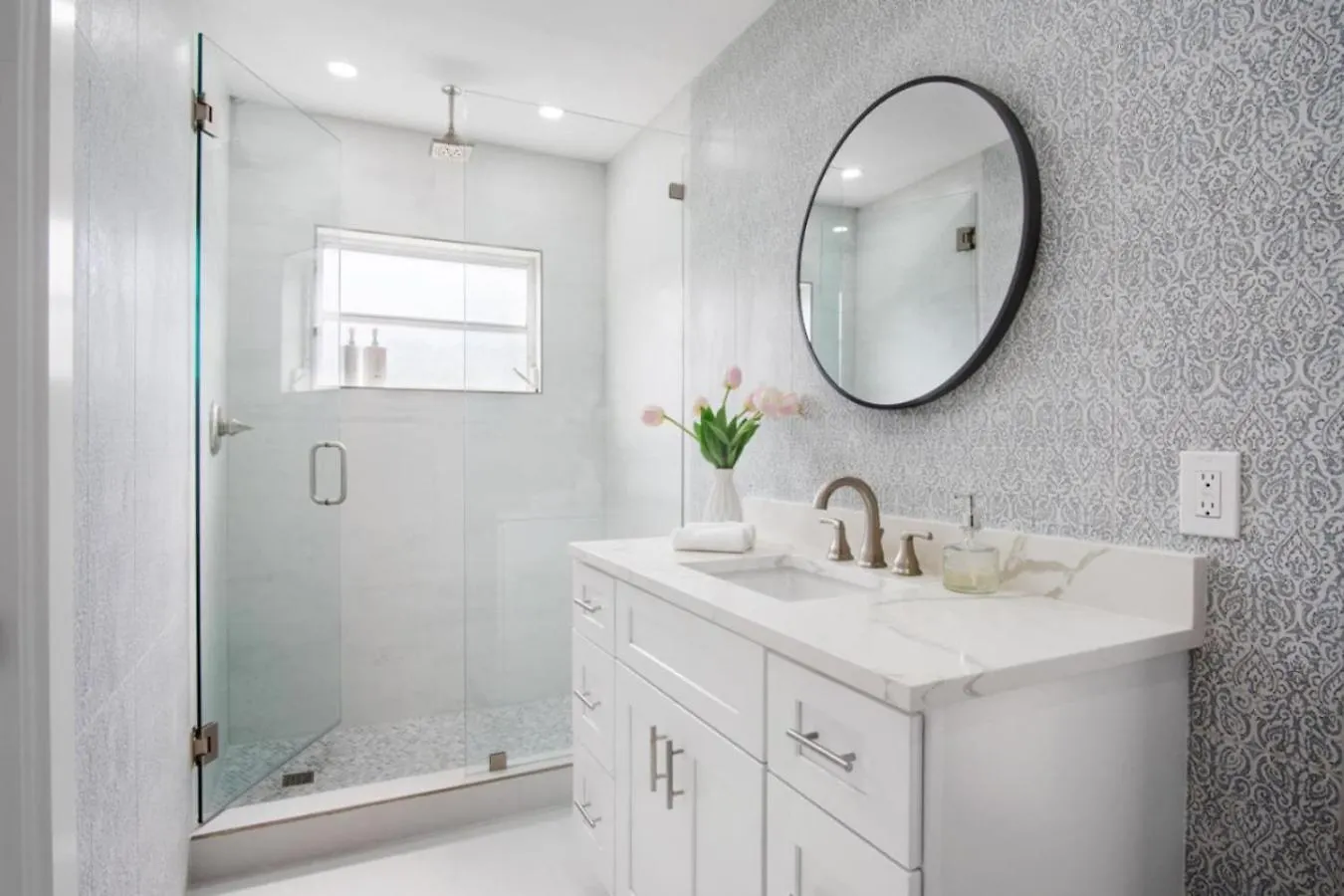 Modern Comfort In Naples, Close To Everything *