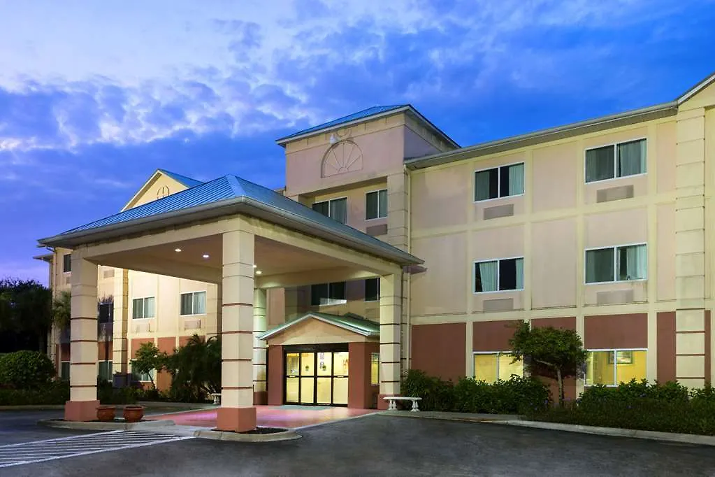 Ξενοδοχείο Express - South - I-75 By Ihg North Naples