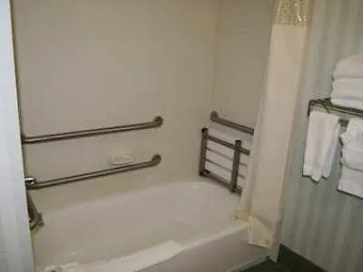 Hampton - I-75 Hotel