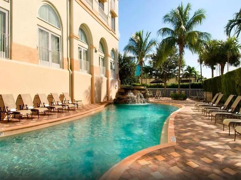 Hilton 4* North Naples