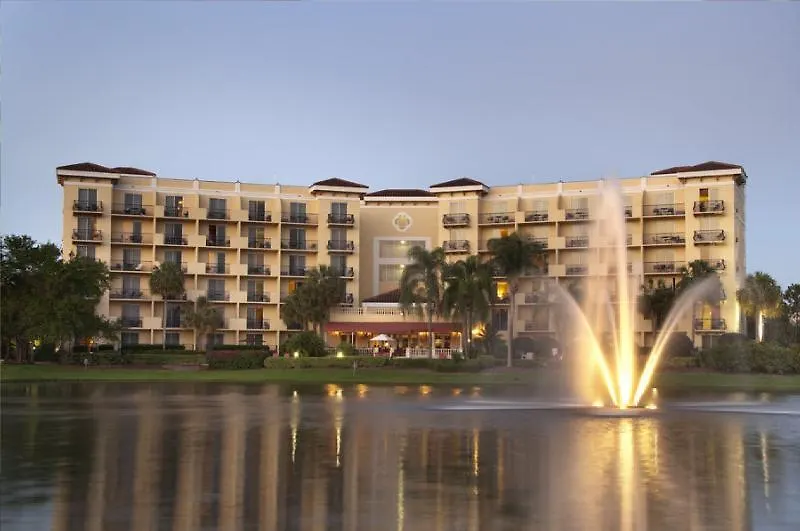 At Pelican Bay 4*
