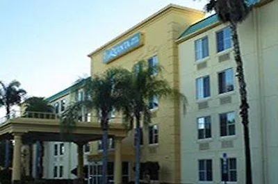 Hotel La Quinta By Wyndham East 3*