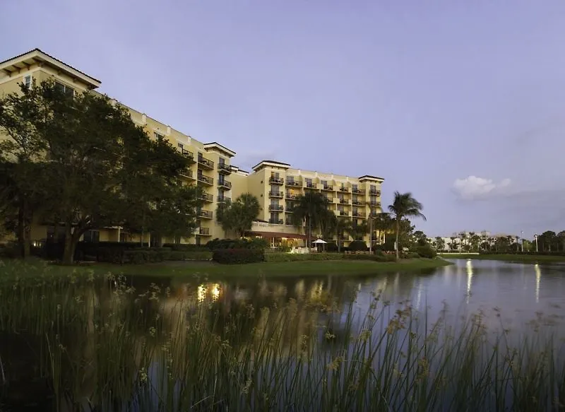 At Pelican Bay Hotel 4*