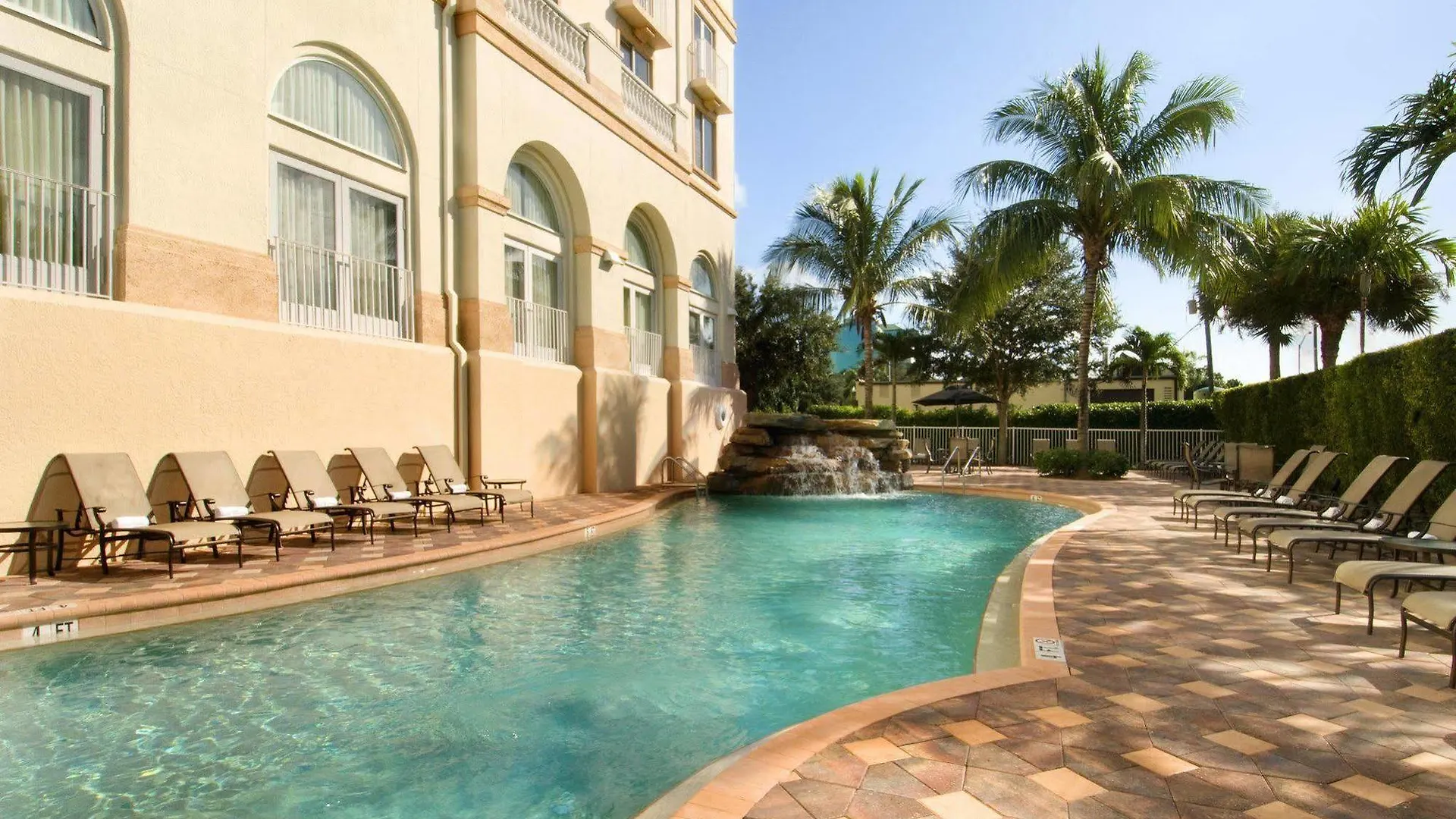 Hilton 4*