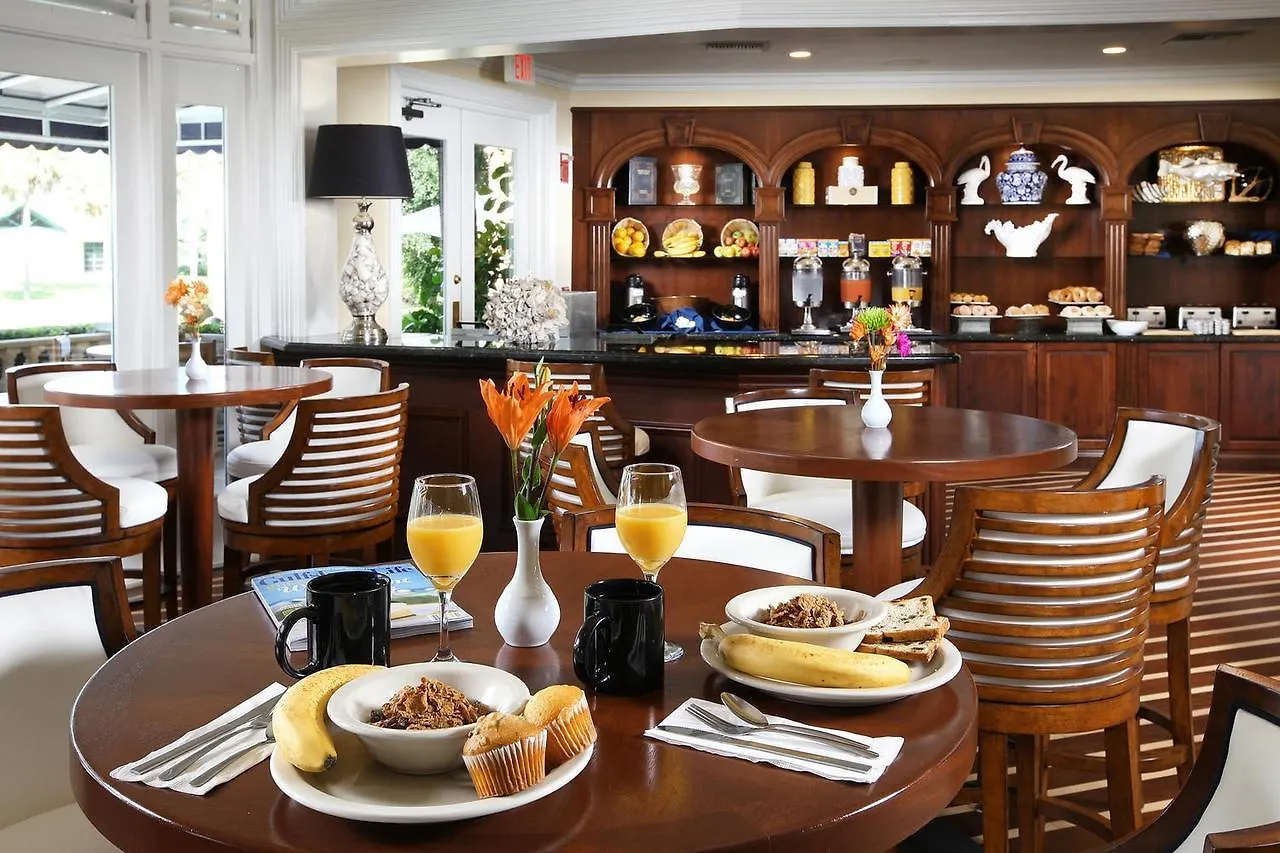 At Pelican Bay 4* North Naples