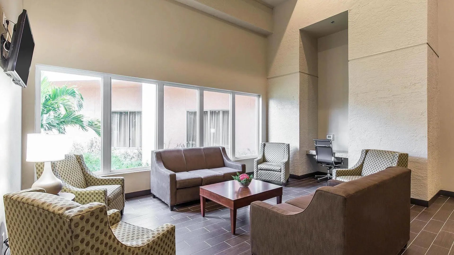 Tollgate North Naples