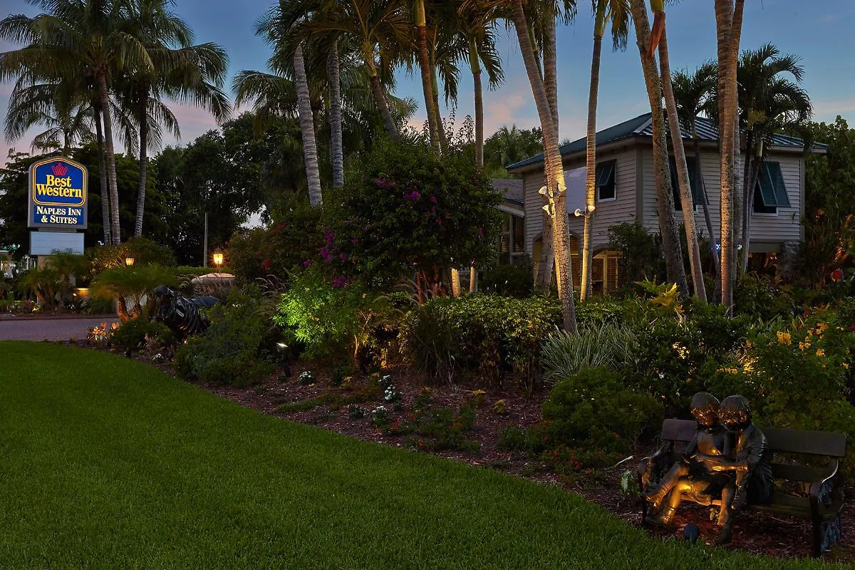 Western & 3* North Naples
