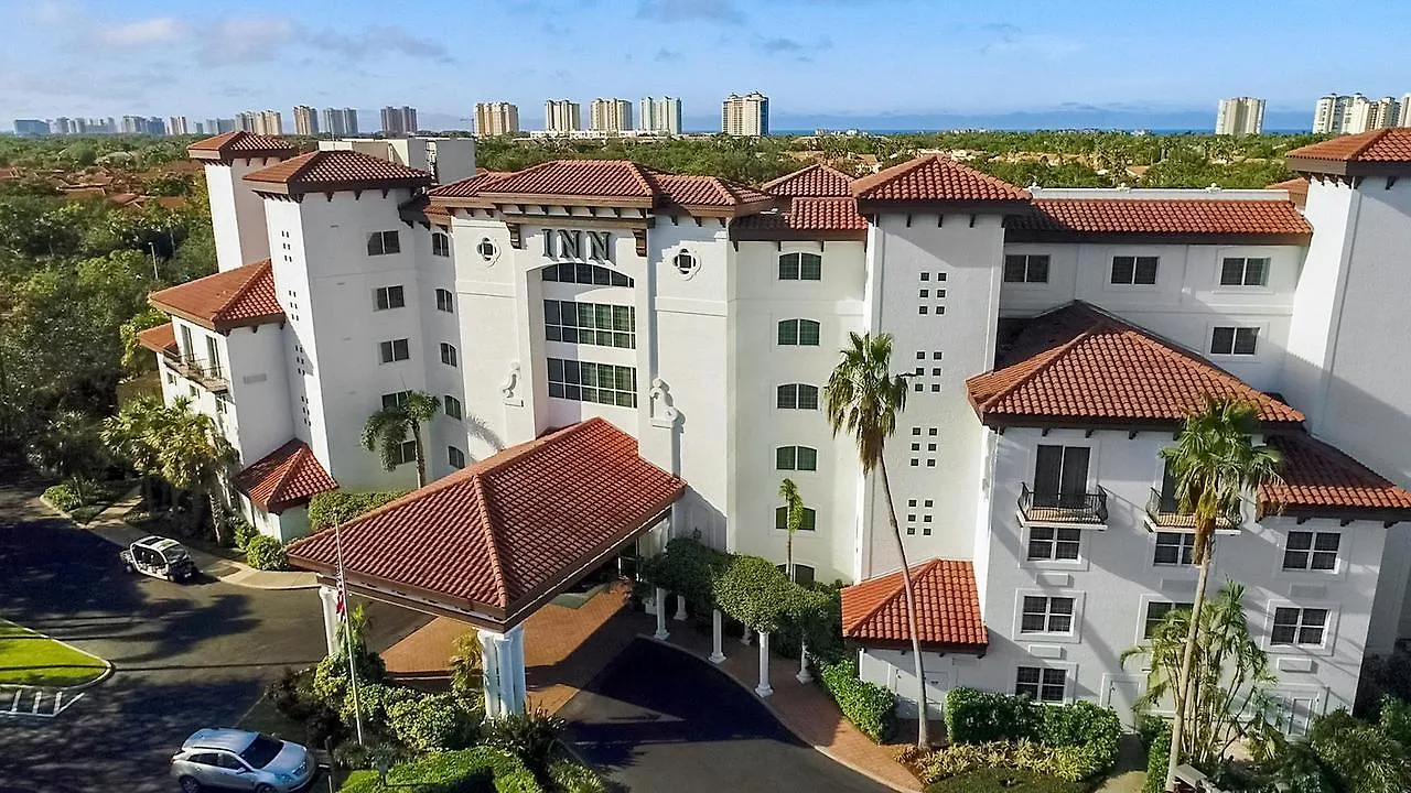 At Pelican Bay 4* North Naples