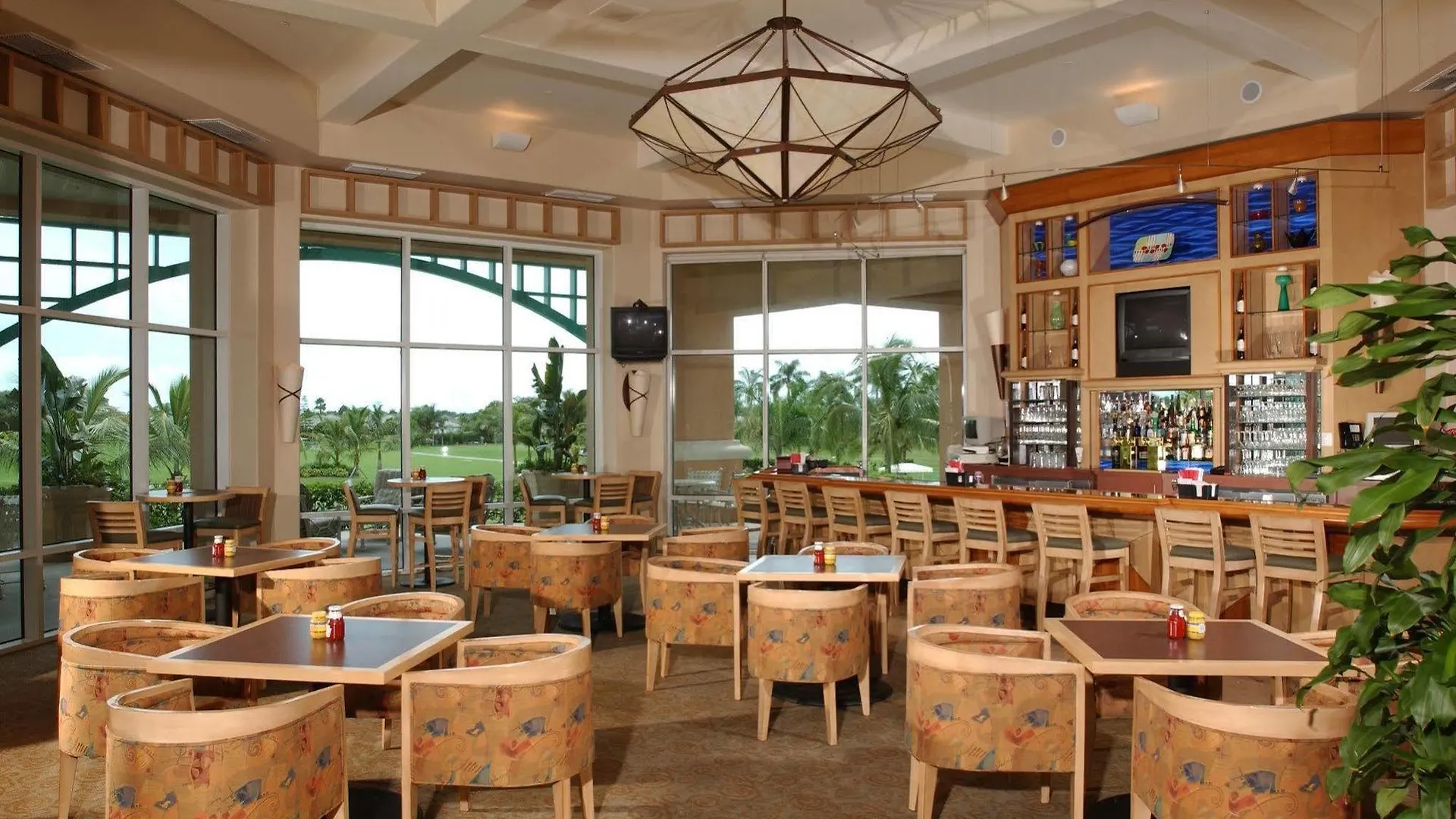 Greenlinks Golf At Lely Resort