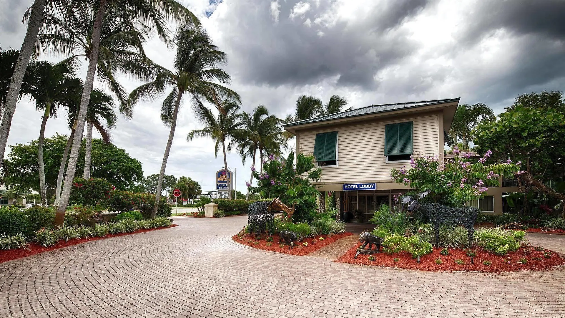 Hotel Western & North Naples