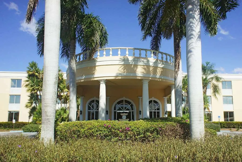 La Quinta By Wyndham Downtown Ξενοδοχείο