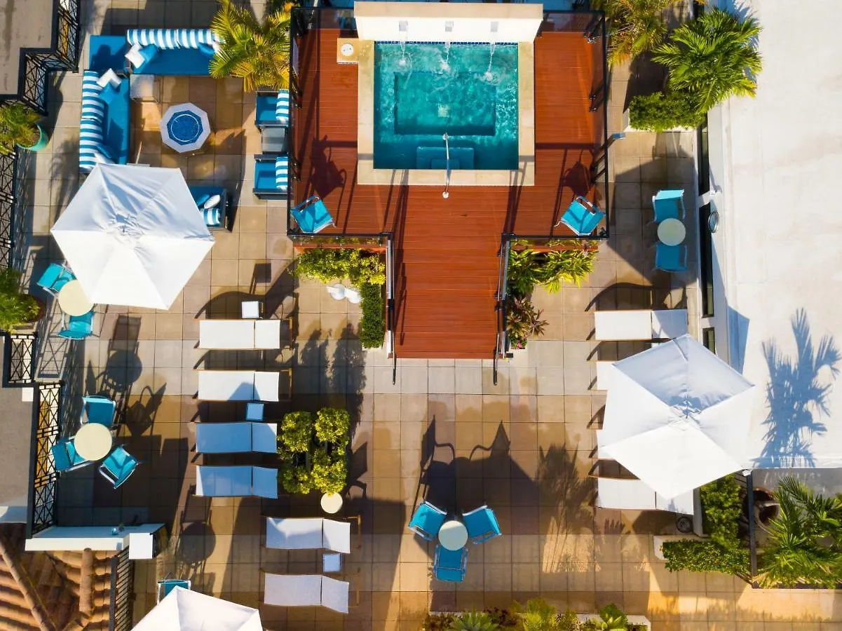 安付福思酒店 4* North Naples