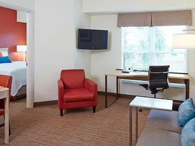 Hotel By Marriott North Naples