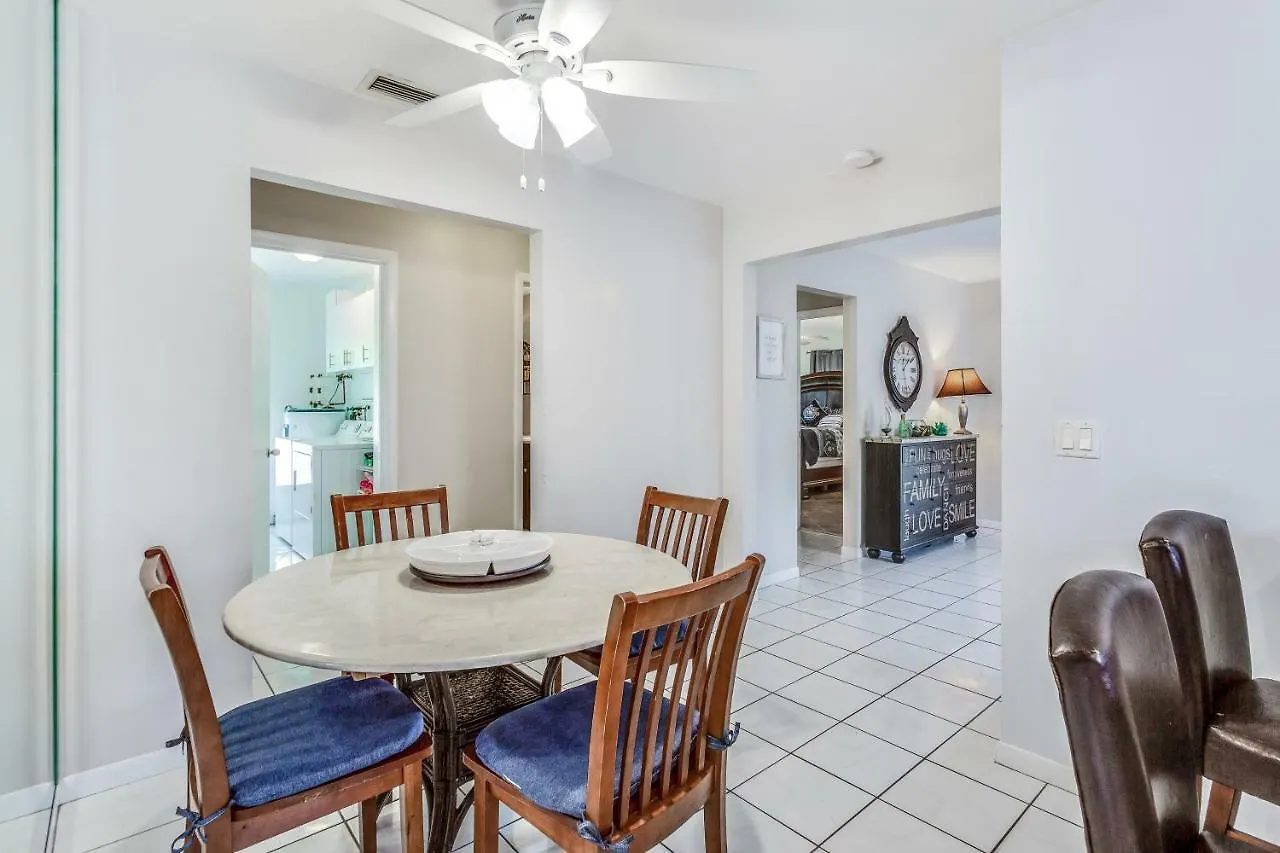 The Barefoot Bungalow *