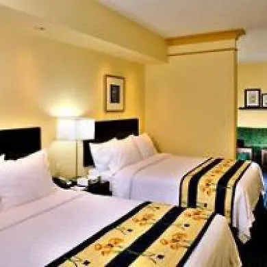 Springhill By Marriott 3* North Naples