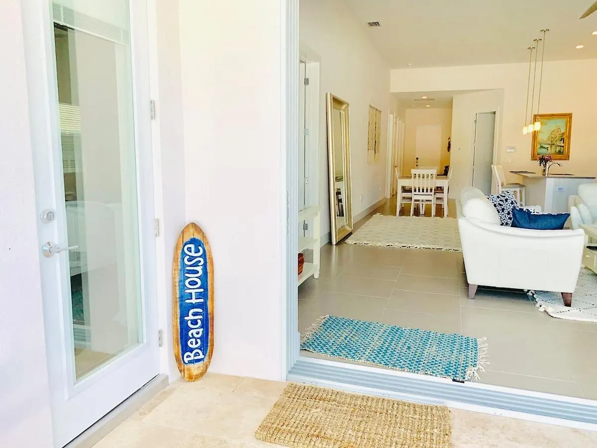 New! Perfect - Heated Saltwater Pool