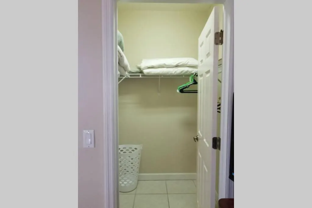 823 104th Ave. N. *