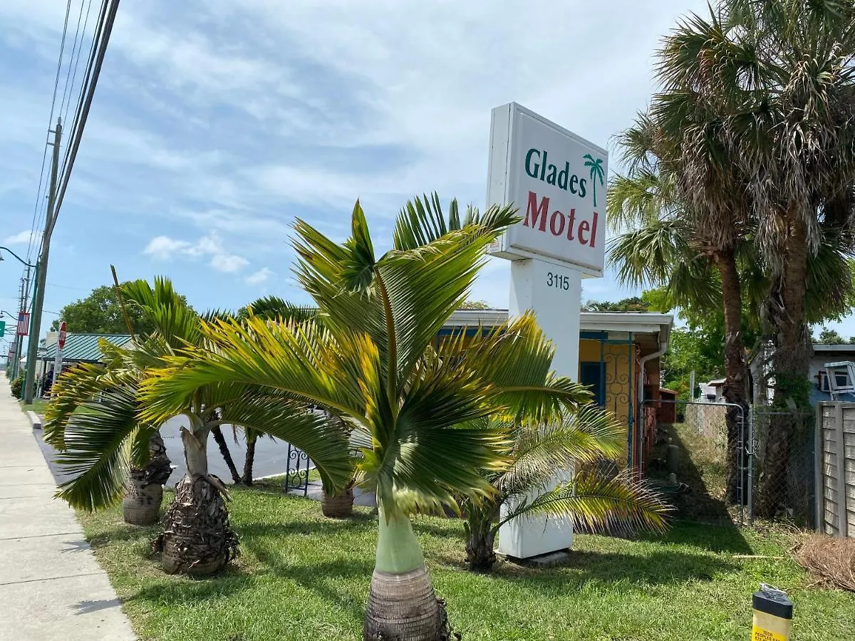 Glades - Motel