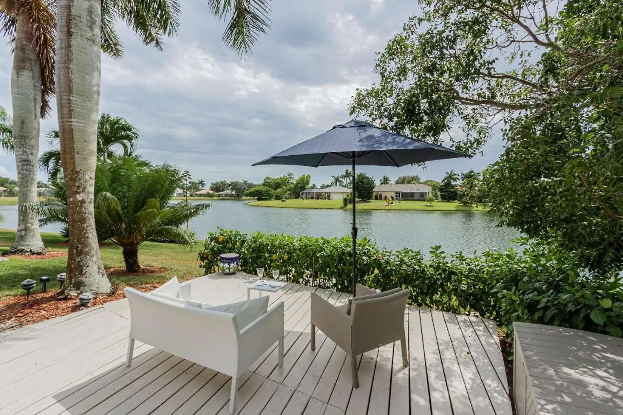 Briarwood- Terrazzo Lane With View North Naples