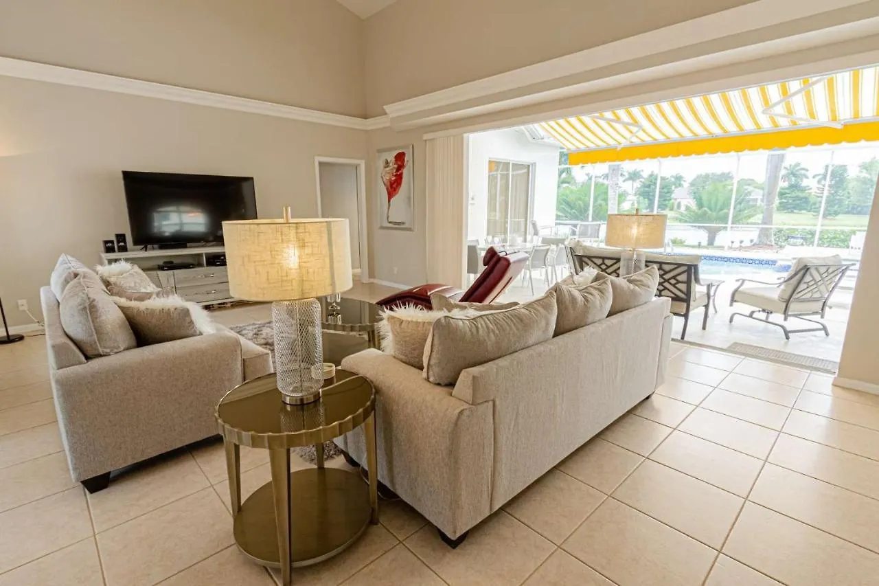 Briarwood- Terrazzo Lane With View * North Naples