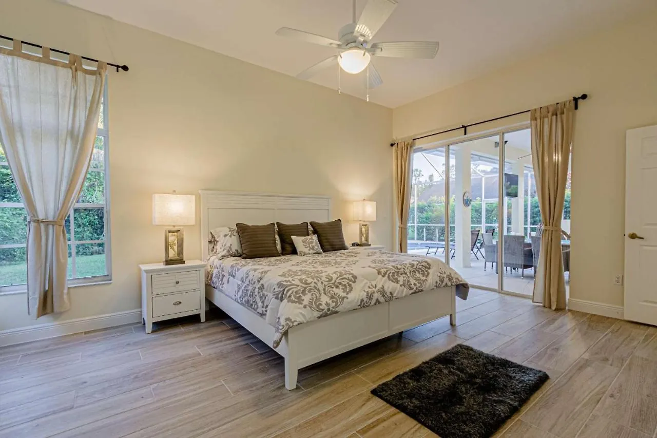 Crown Pointe-mabry Drive *