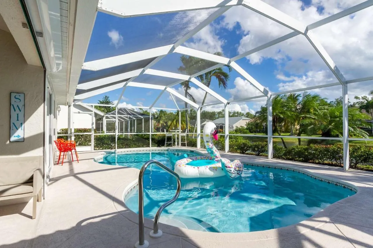 Crown Pointe- Lochwood Ct. * North Naples