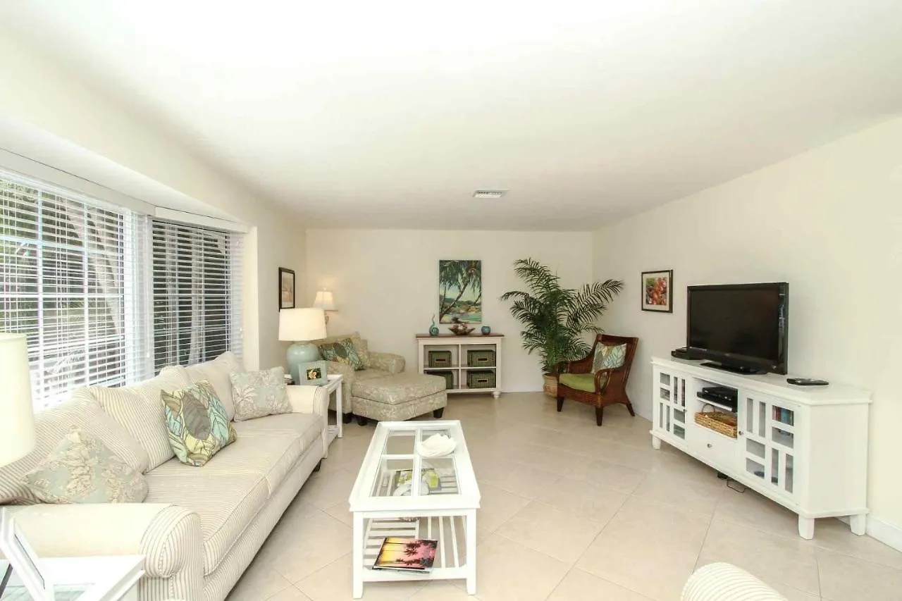 Oleander Drive - Coquina Sands