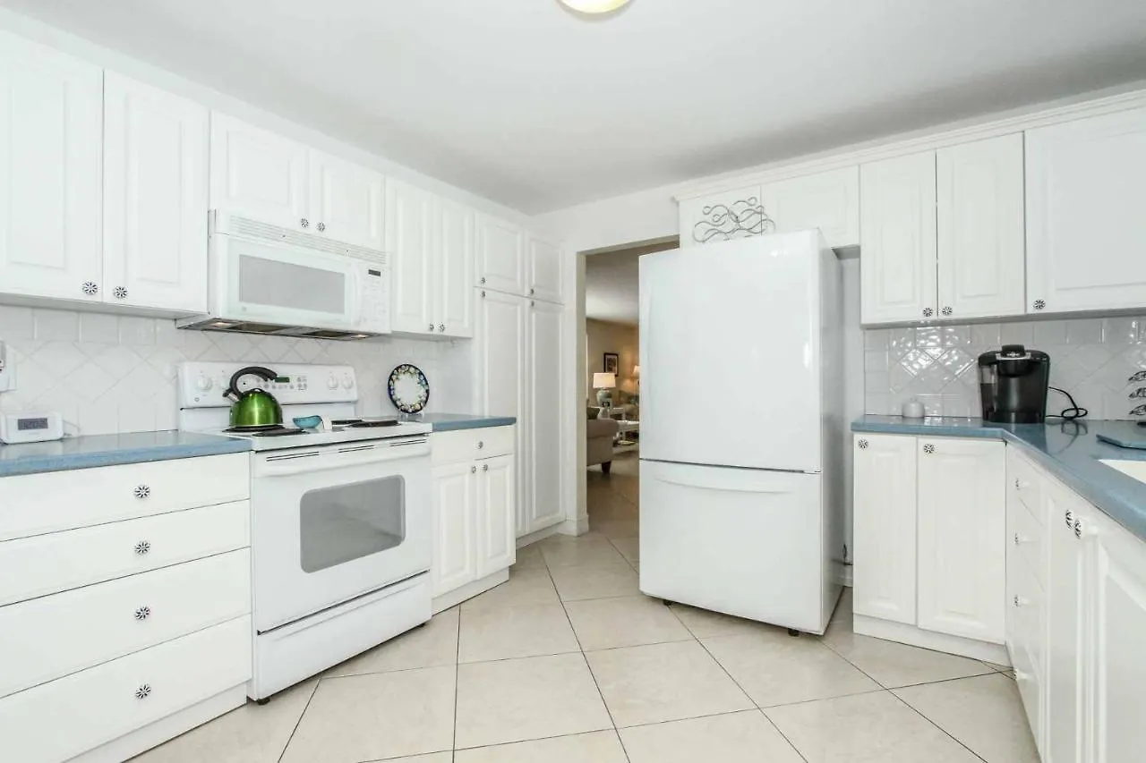 Oleander Drive - Coquina Sands * North Naples