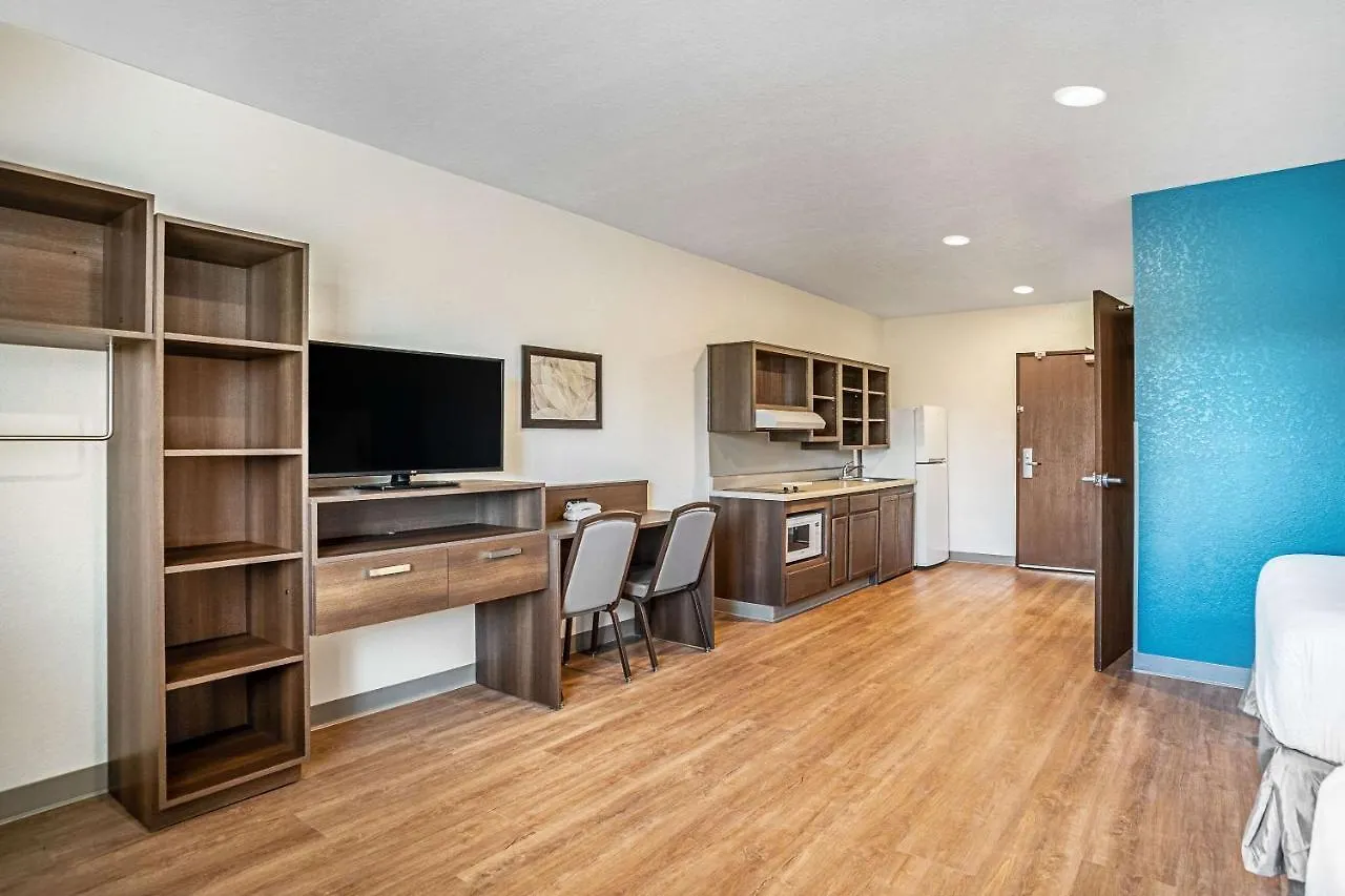 Woodspring Hotell 2*