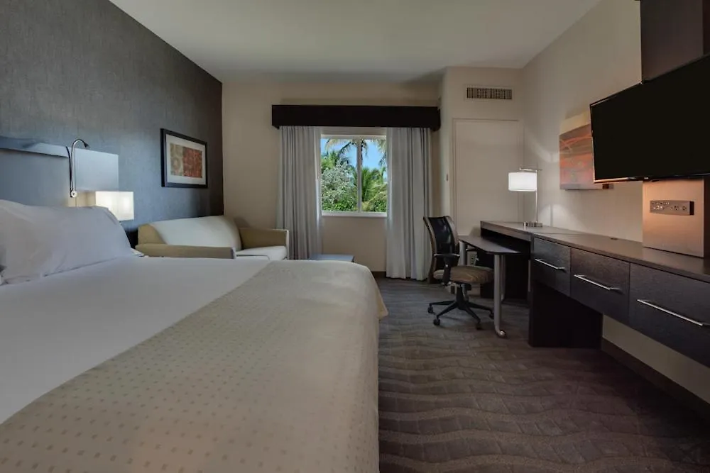 Otel Express & Downtown - 5th Avenue By Ihg North Naples