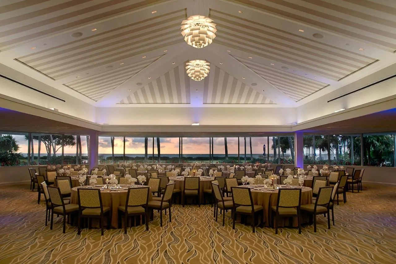 Beach And Golf Club 4*