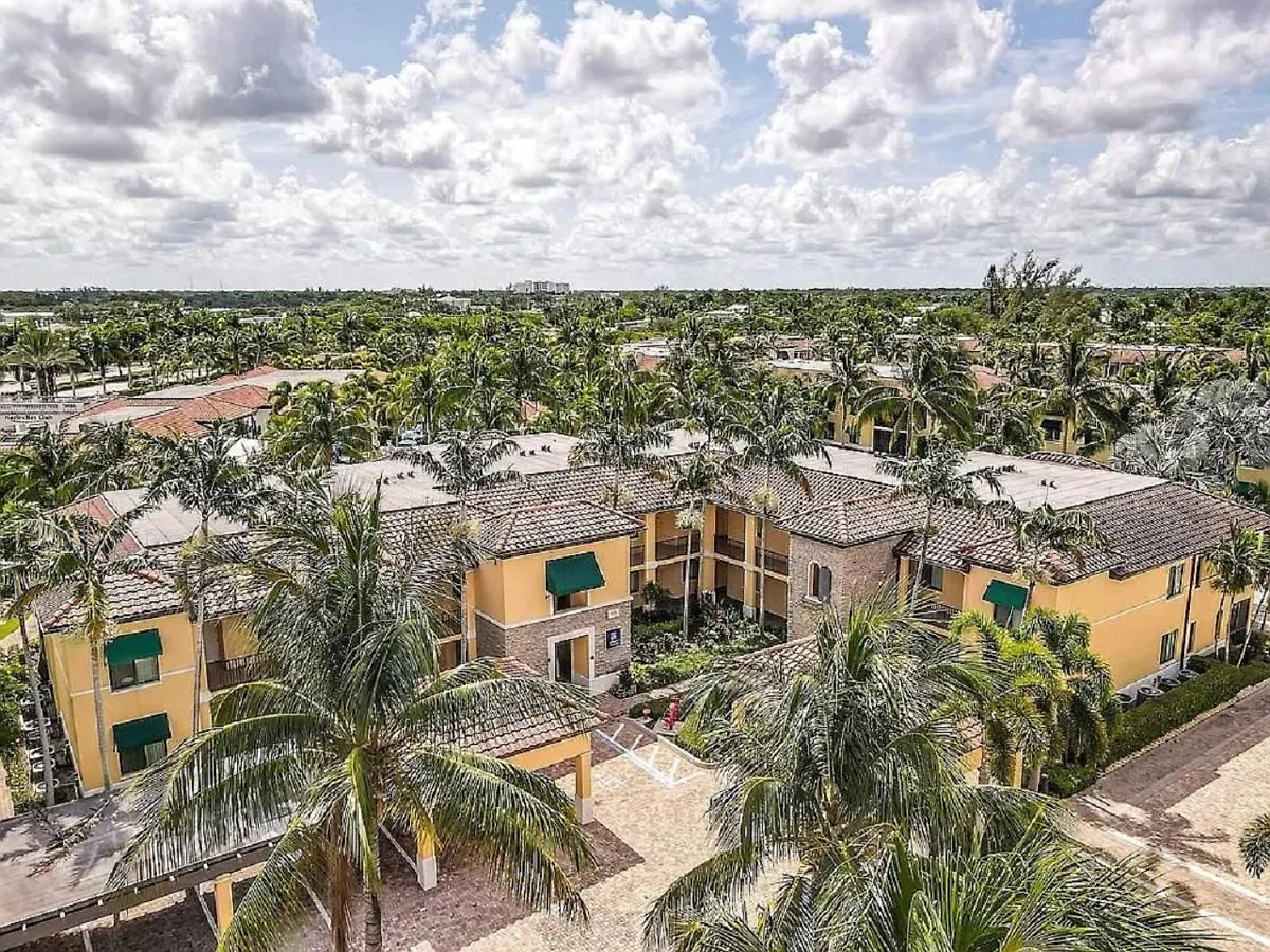 Bay With Fabulous Amenities, Near & Downtown! Appartement