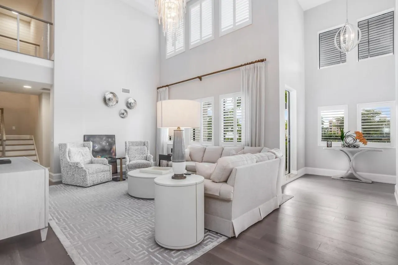Apartment Square Paradise *