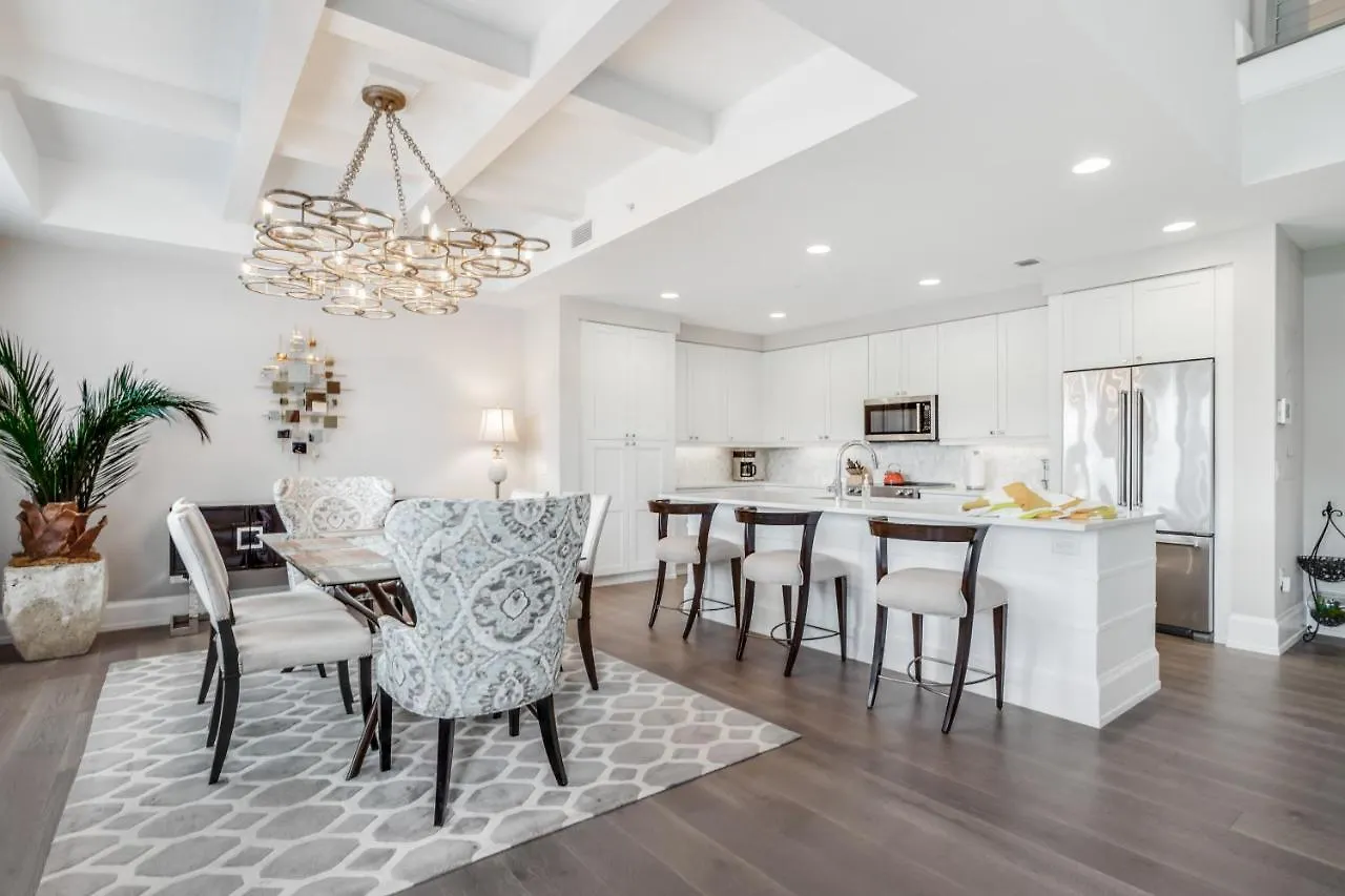 Square Paradise Apartment North Naples