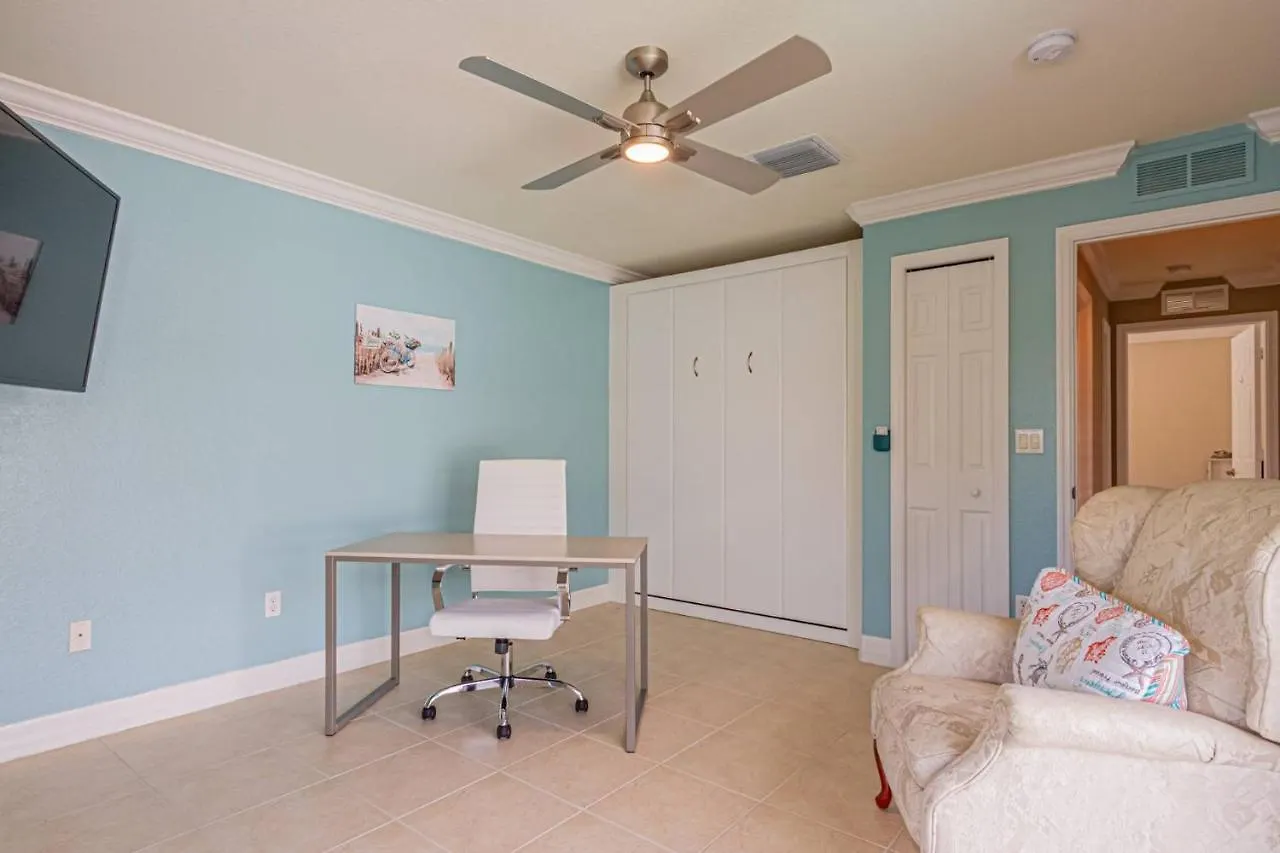Briarwood-1064 Tivoli Dr North Naples