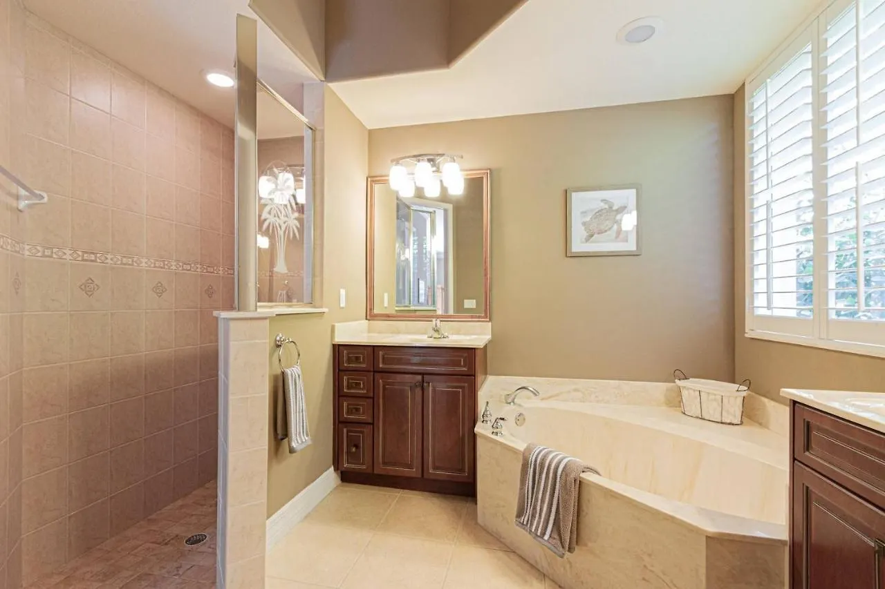 Briarwood-1064 Tivoli Dr North Naples