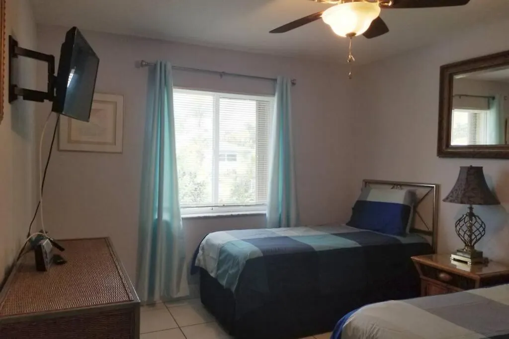 Villa Del Mar North Naples
