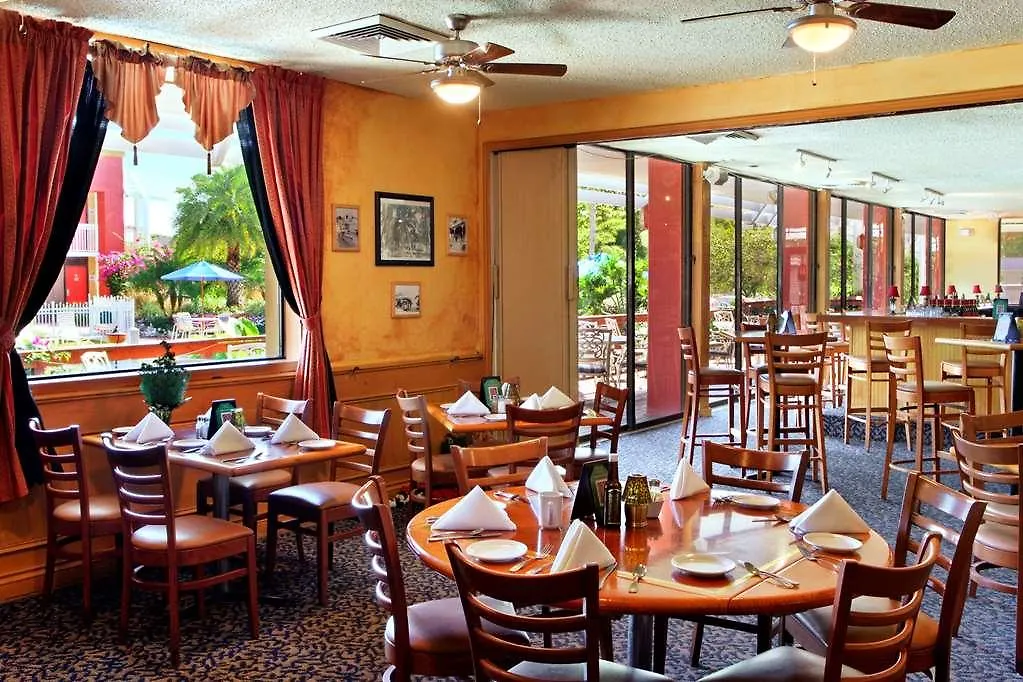 Collins 3* North Naples