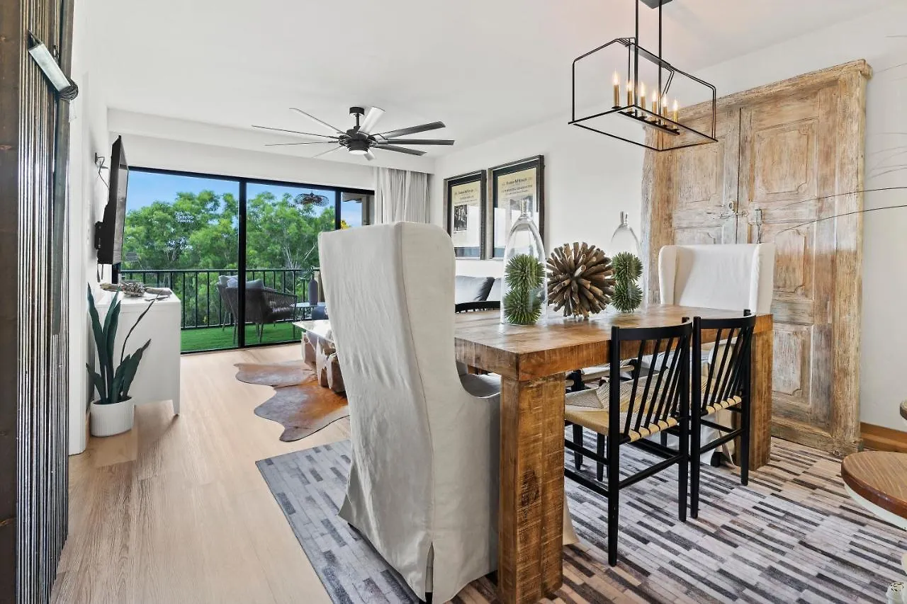 Apartment Park Shore Unit Beautiful Beaches And 5th Ave Shopping *