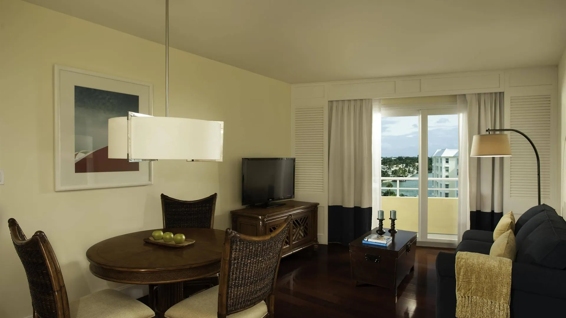 Hotel Edgewater Beach