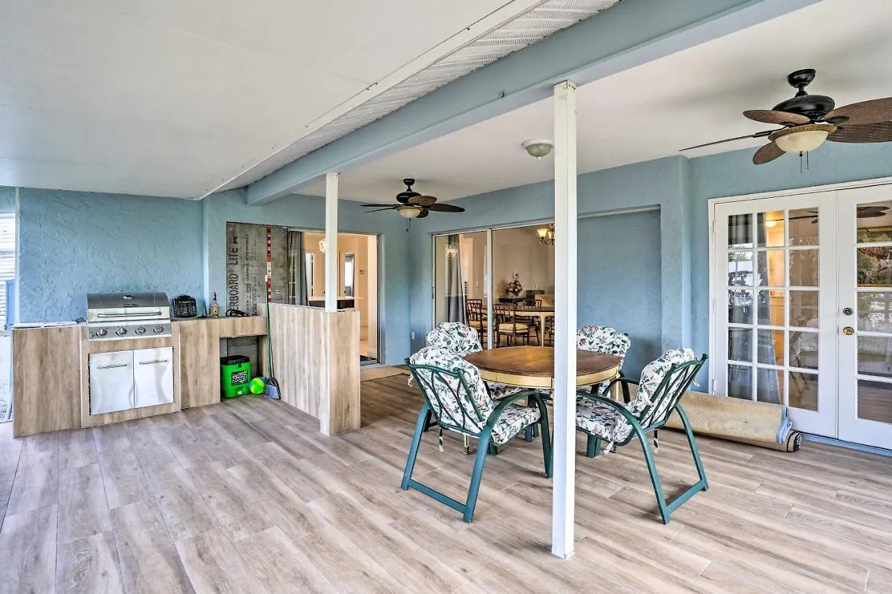 Direct Gulf Access And Lanai Sunny Home! * North Naples
